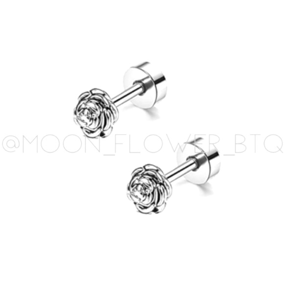 Rose Bud Flat Back Earrings | Stainless Steel Cartilage Studs 20G Hypoallergenic - Picture 1 of 3